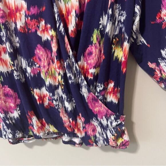 Loveappella Plus Size Surplice V-neck Wrap Front Floral Blouson Top Size 1X. - Picture 6 of 10